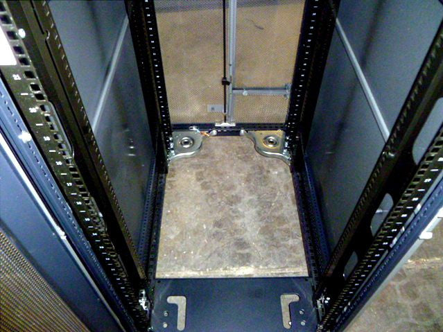 HP 42U G2 Server Rack with Superior Cable Management and Space-Saving Design