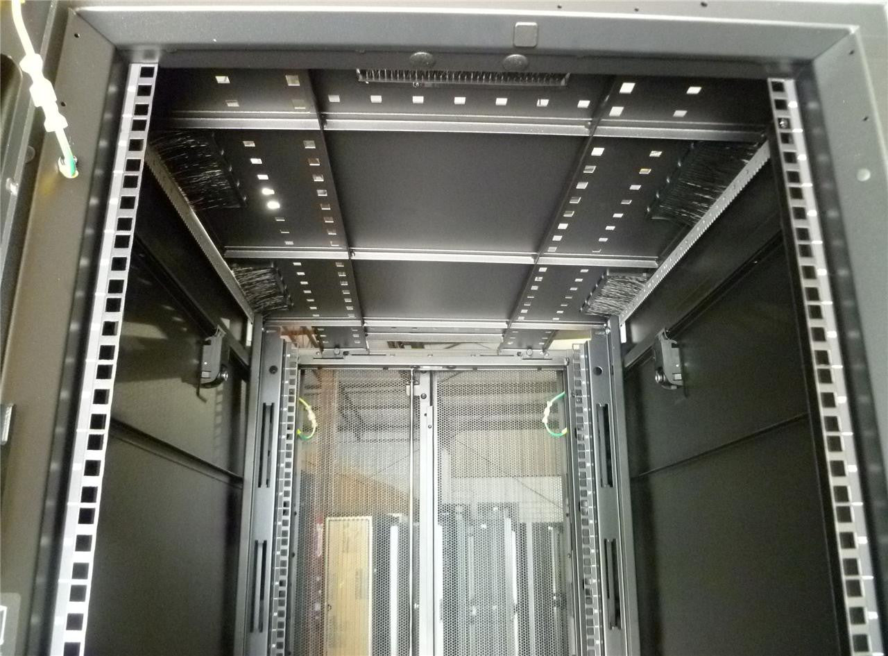 Dell 42U Refurbished Server Rack Enclosure - AR3100X717 SX Model (600x1070mm)
