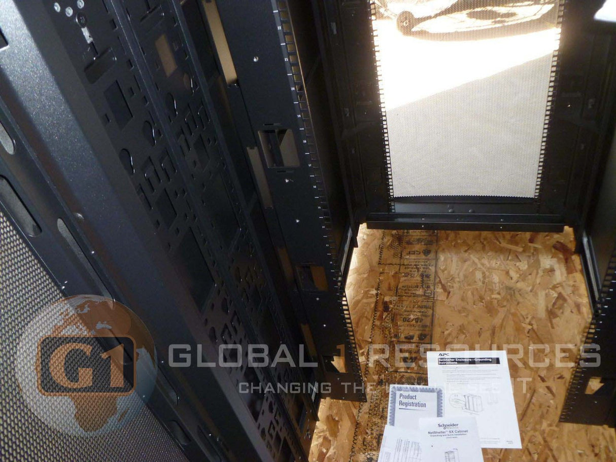Refurbished APC AR3357 SX 48U Server Rack - 750mm Wide Enclosure for High-Performance IT Solutions